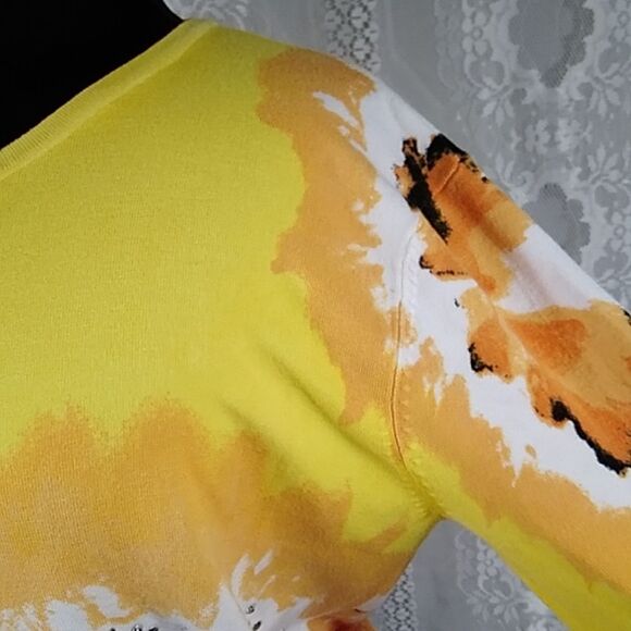 Nue Options Sunshine Yellow Floral Women Sweater Size L - Picture 5 of 16